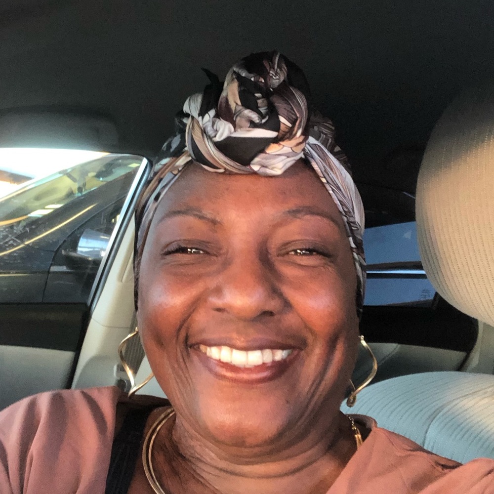 Meet your Posher, Lasandra